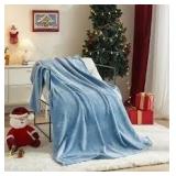 50x70 Lt Blue Snowflake Plush Throw A114