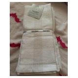2X/Bid Better Homes&Gardens Dish Towels A33