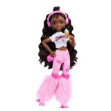 Dream Besties Barbie 'Brooklyn' Roller Doll AZ31