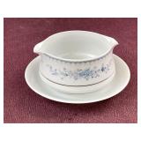 Harmony by Sandalwood Gravy Boat with attached