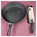 Royal Norfolk Cutlery Knife, new and Cast Iron