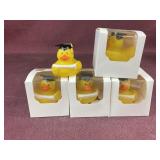 (5) 2022 Graduation Rubber Duck With Cap & Tassel