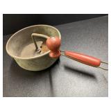Vintage Food Mill, has some wear and rust