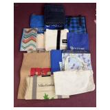 Assorted totes