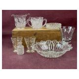 (8) Pieces of assorted glassware, some glow,