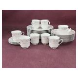 (27) Pieces of Rapture Dynasty fine China, Made