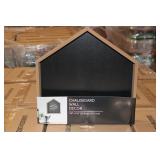 Wall Decor - Qty 192