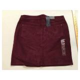 Tommy Hilfiger Ladie's Skirt size 12 - NWT