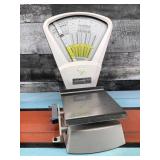 Vintage Pitney Bowes Postal Scale