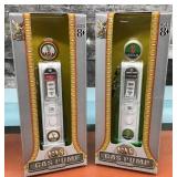 Die cast 1:18 Gas Pumps