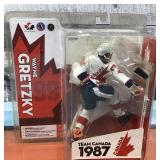 NHL Wayne Gretzky Figure