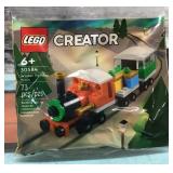 Lego Creator Winter Holiday Train polybag