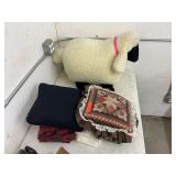 Sheep & Pillows