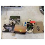 Decorations & Wall Hangers