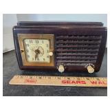 GE Bakelite Radio Alarm Clock