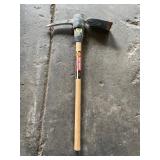 True Temper Mattock
