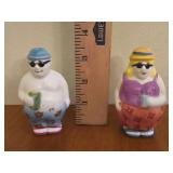 Vintage Chubby Couple at the Beach Shakers