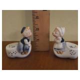 Vintage Dutch Children Shakers