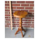 Pedestal Side Table
