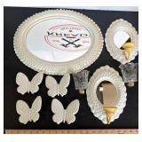 Vintage Hanging Plastic Bathroom Decor