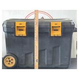 Stanley Rolling Tool Box