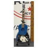Novelty Elvis Guitar Display Piece