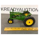 ERTL Metal Joh Deere Toy Tractor