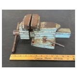 Vintage Cast Iron Bench Vise