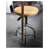 Adjustable Height Swivel Bar Stool