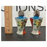 MCM Japanese Floral Shakers