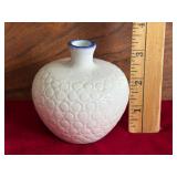 Chinese Ceramic Bud Vase