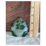Chinese Reverse Painted Glass Frog Snuff Bottle