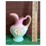Hull Pottery ï¿½Water Lilyï¿½ Pitcher