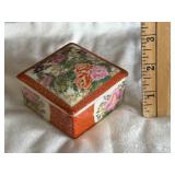 Japanese Satsuma Trinket Box