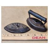 Antique Dover Sad Iron # 912