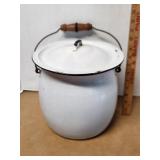 Enamel Ware Chamber Pot
