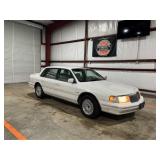 1993 Lincoln Continental Signature