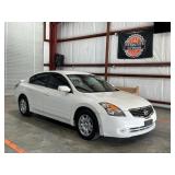 2009 Nissan Altima 2.5 S Sedan I4, 2.5 Gas FWD