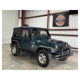 2004 Jeep Wrangler Sport 2dr SUV I6, 4 Gas 4WD