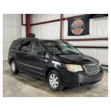 2010 Chrysler Town and Country Touring Mini-Van V6
