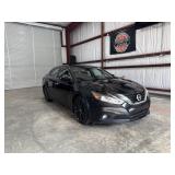 2017 Nissan Altima SR Sedan I4, 2.5 Gas FWD