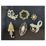 (6) Vintage Pins