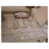 Vintage Women's Gloves & Simulated Pearls