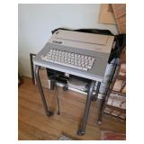 Smith Corona XL2800 Electric Typewriter