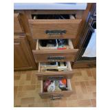 Contents of Kitchen Drawers