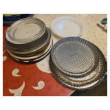 Glass & Metal Pie Plates