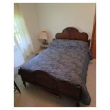 Full Size Bed w/ Headboard / Footboard