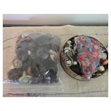 Tin & Bag of Vintage Buttons
