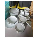 Imperial China W Dalton Whitney Dinnerware Set