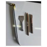 Pry Bar, Scraper, and Chisels Set